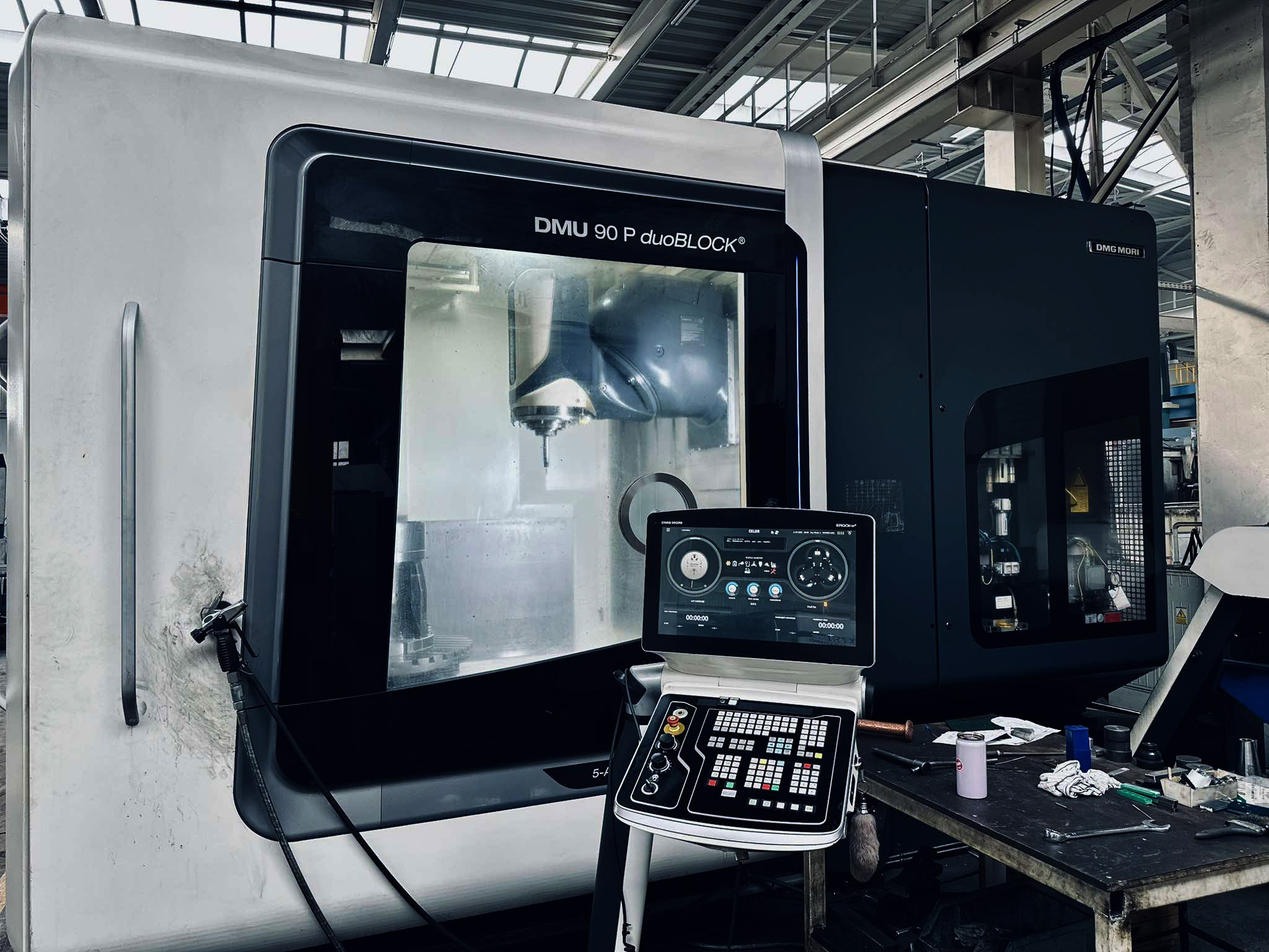 Centrum obróbcze DMG 90 p DUO